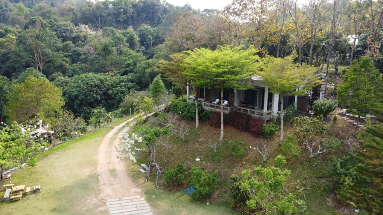 Apartamento Baan Suan Plearndara Wang Nam Khiao Exterior foto